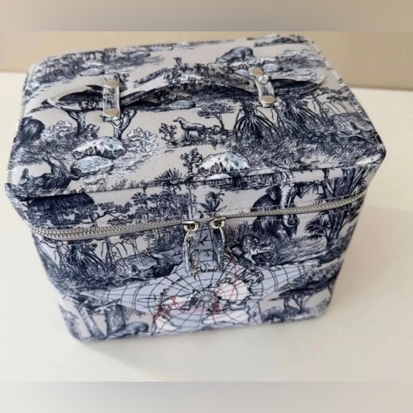 GWP Handbags - Dior Vanity bag GWP